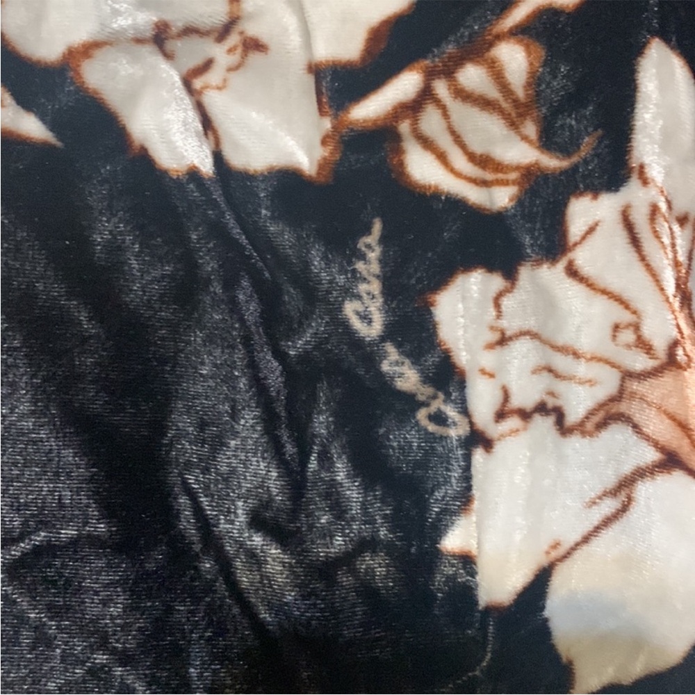 Cara Cara Adolophine Mini Dress - Picture 5 of 10